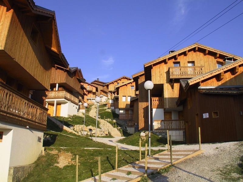Madame Vacances Les Chalets Du Praz La Plagne Exterior photo
